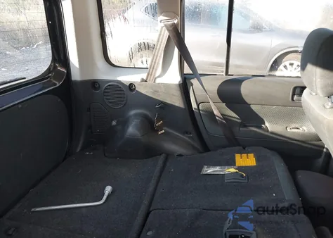 2006 Scion Xb from USA, damaged, VIN JTLKT334864097647